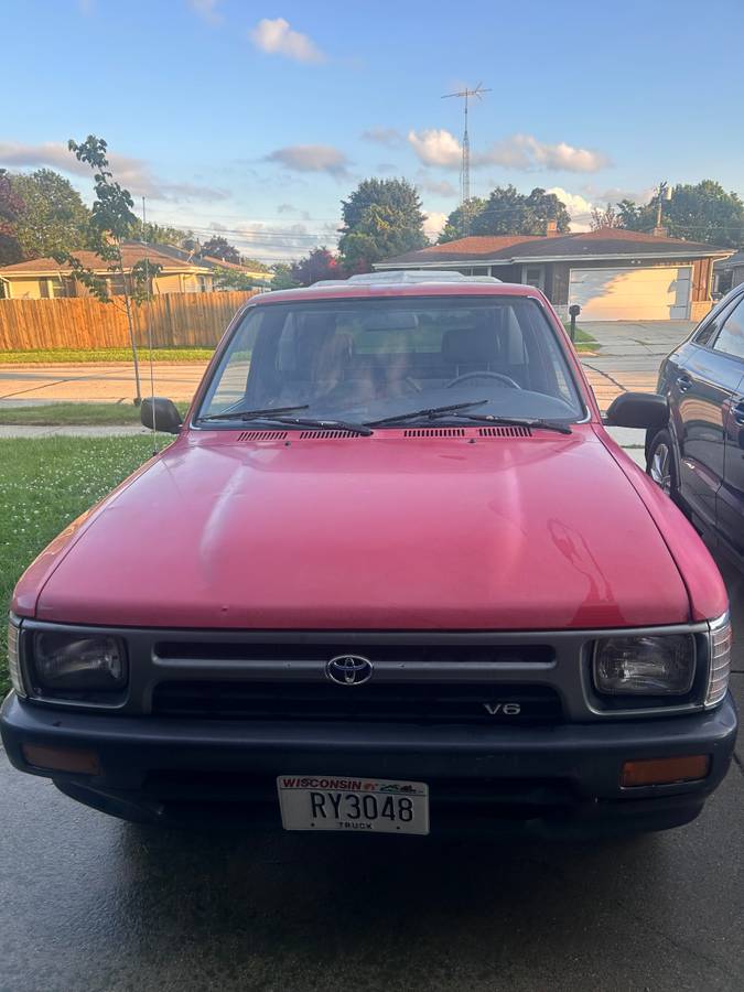 Toyota-truck-regular-cab-1992-red-4