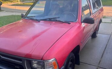 Toyota-truck-regular-cab-1992-red-5
