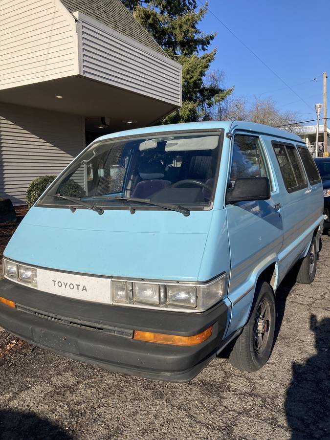 Toyota-van-1987-blue-4