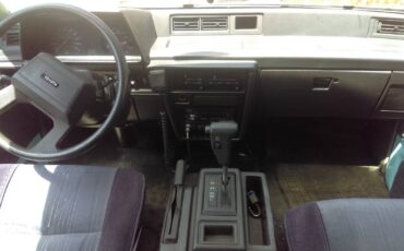 Toyota-van-1987-blue-8