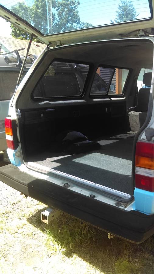 Toyota-van-1987-blue-9