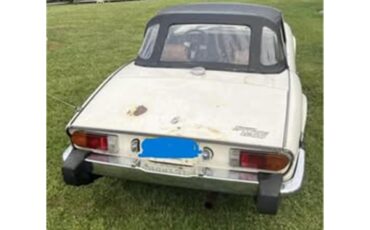 Triumph-1500-1977-white-tan-4