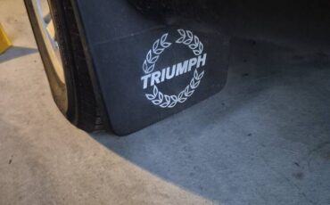 Triumph-1982-black-18