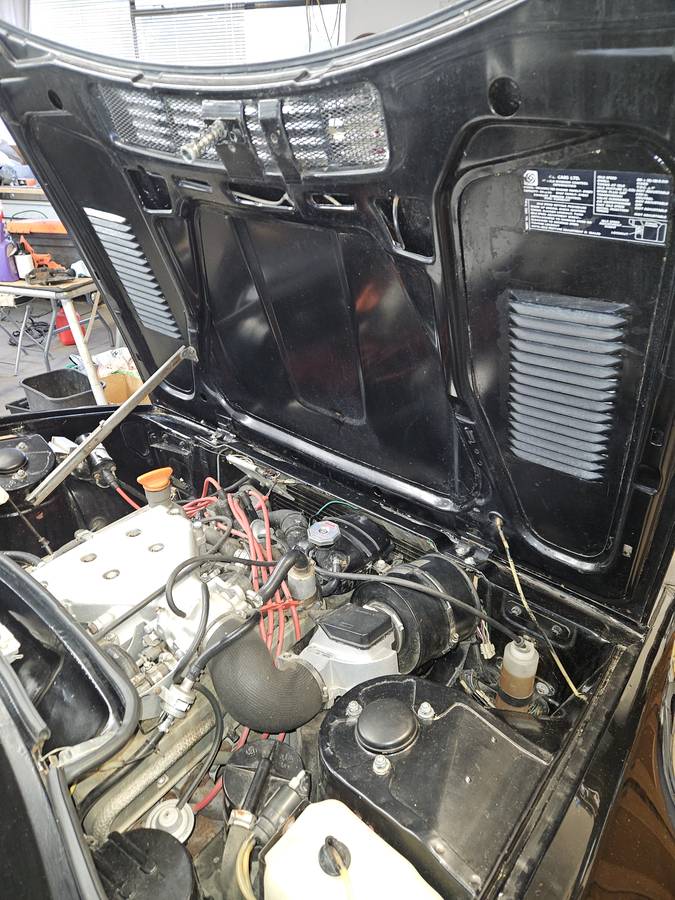 Triumph-1982-black-6