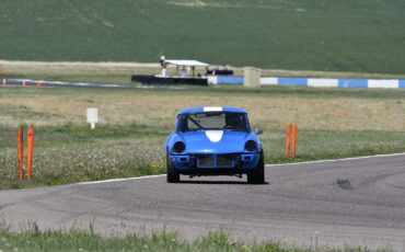 Triumph-GT6-1971-13