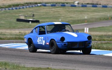 Triumph-GT6-1971-16
