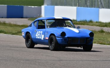 Triumph-GT6-1971-18