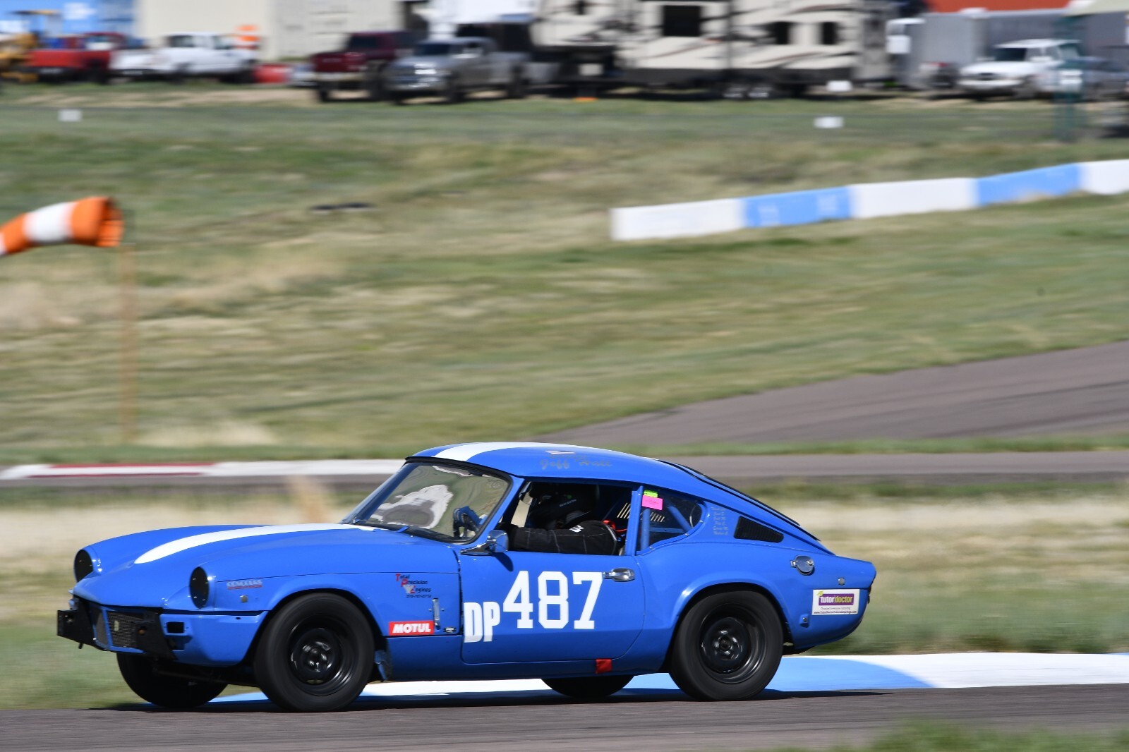 Triumph-GT6-1971-24