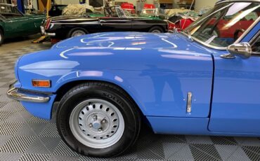 Triumph-GT6-1973-Coupe-11