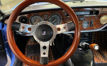 Triumph-GT6-1973-Coupe-14