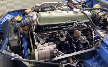 Triumph-GT6-1973-Coupe-31