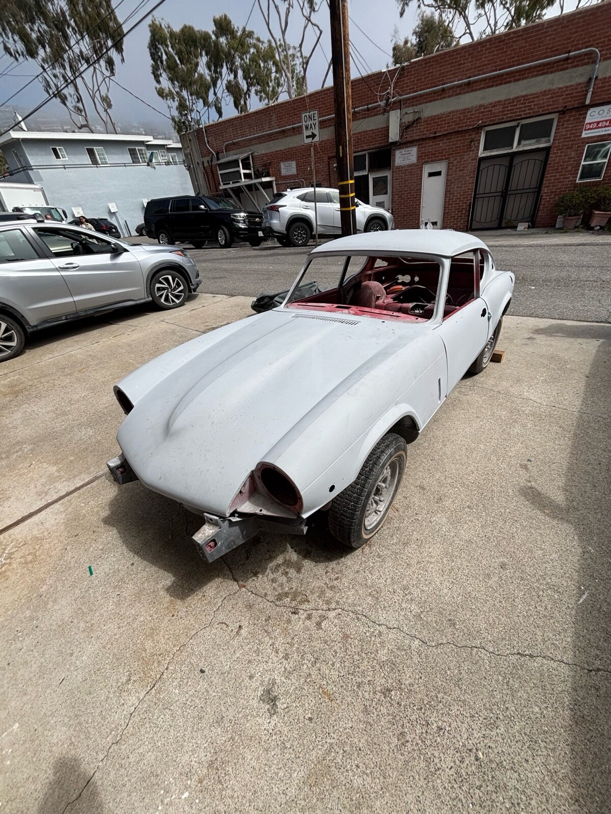 Triumph-GT6-Mk-III-1971-Coupe-1