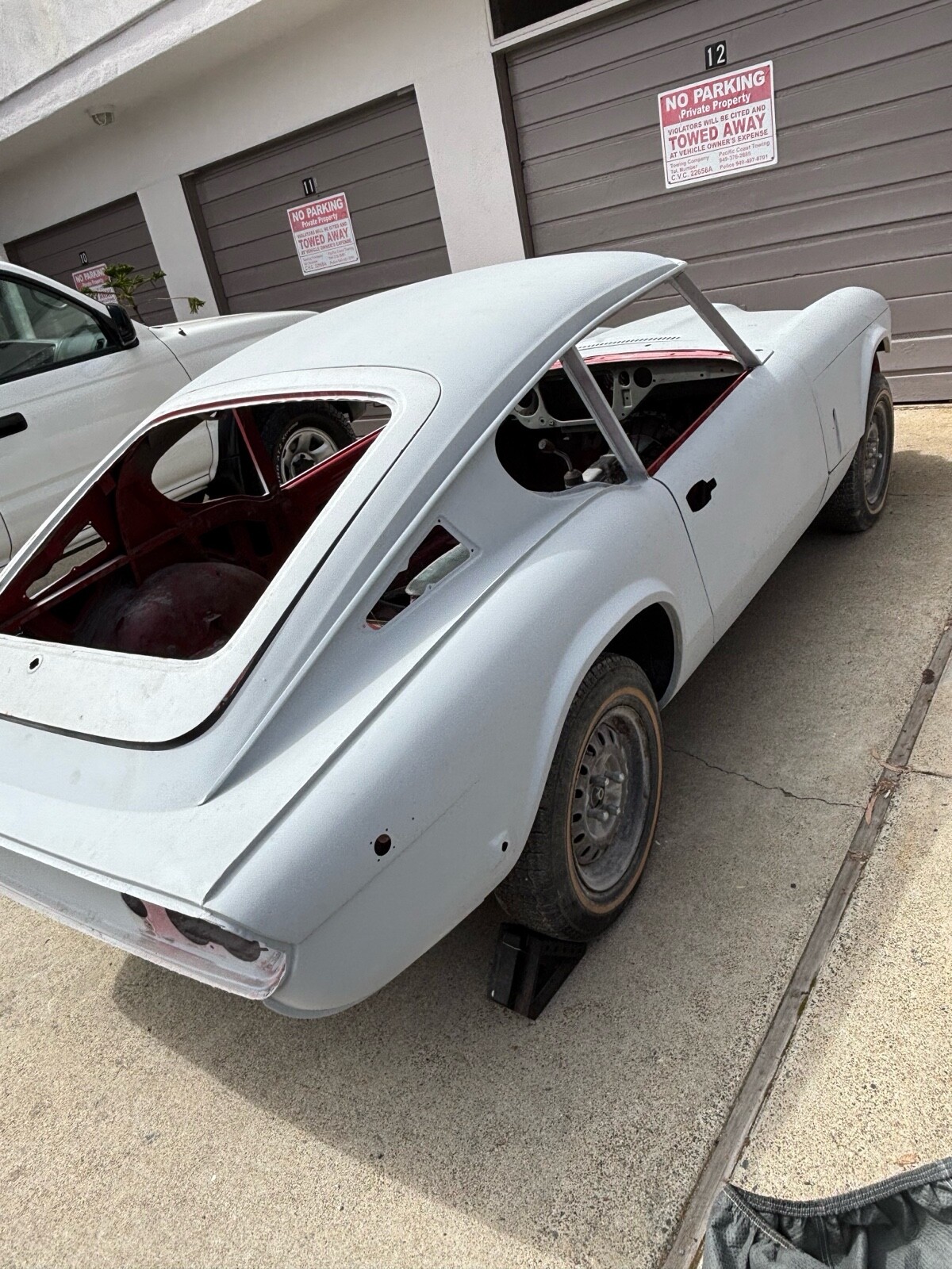 Triumph-GT6-Mk-III-1971-Coupe-6