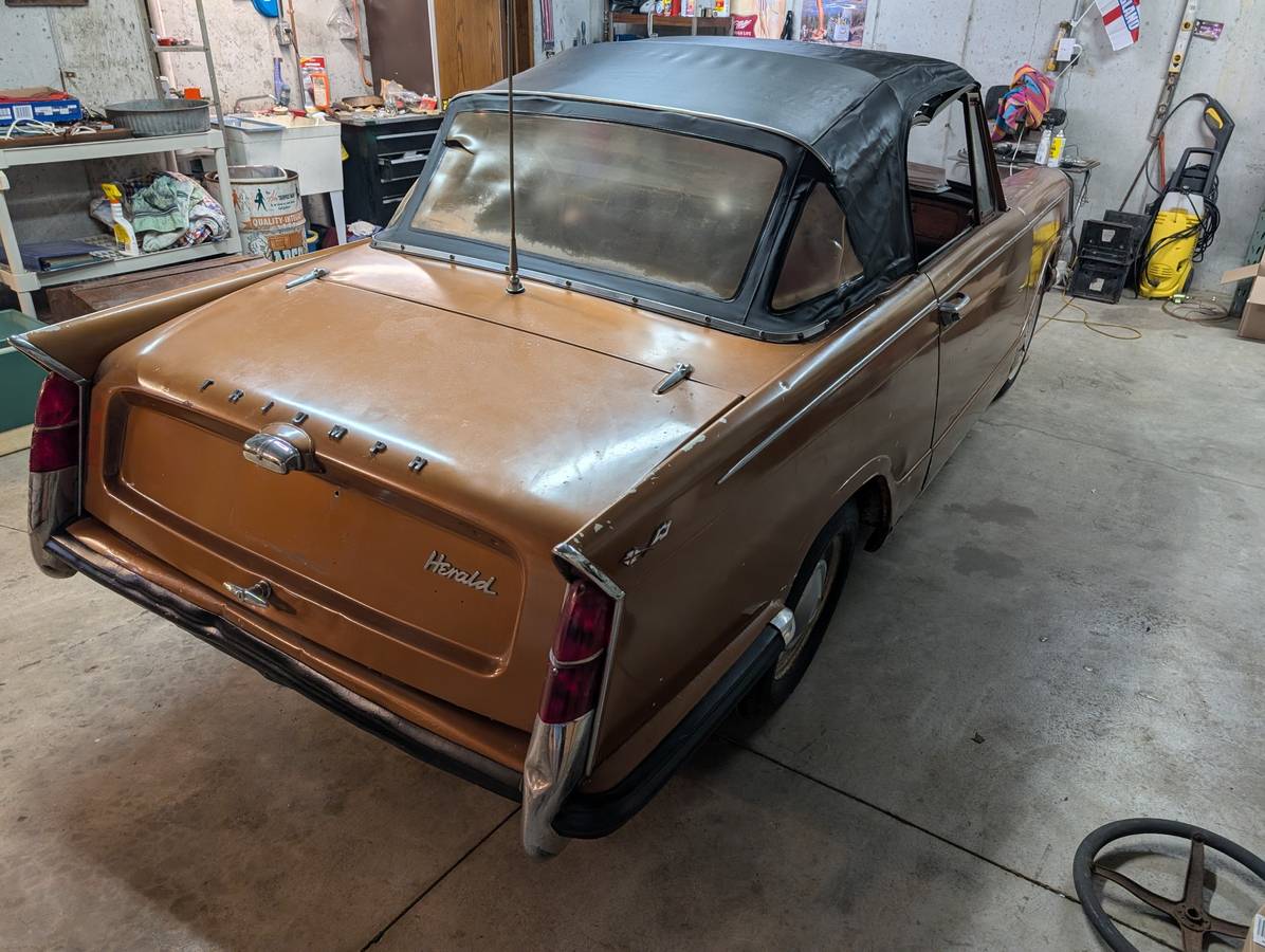 Triumph-Hearld-1962-custom-2