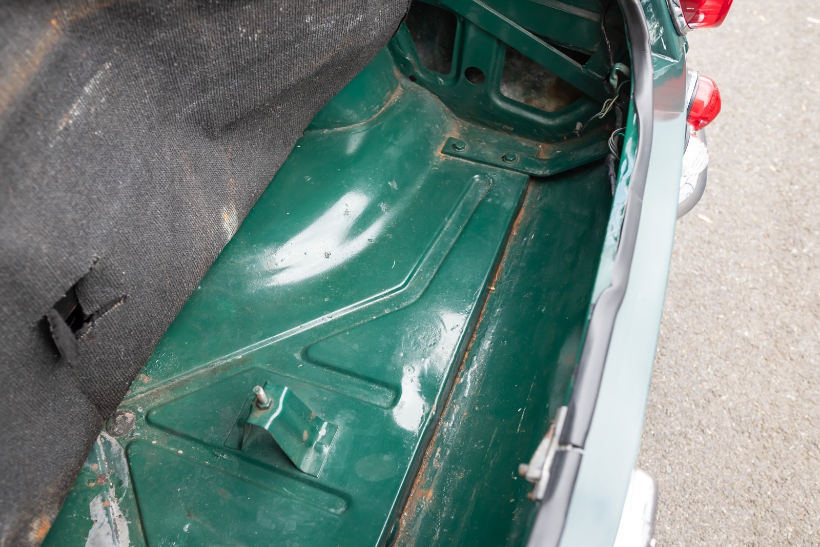 Triumph-Spitfire-1968-Convertible-14