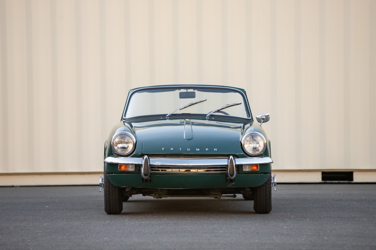 Triumph-Spitfire-1968-Convertible-7