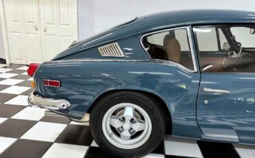 Triumph-Spitfire-1970-Fastback-10