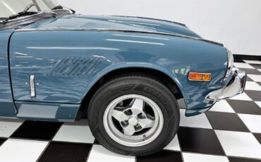 Triumph-Spitfire-1970-Fastback-12