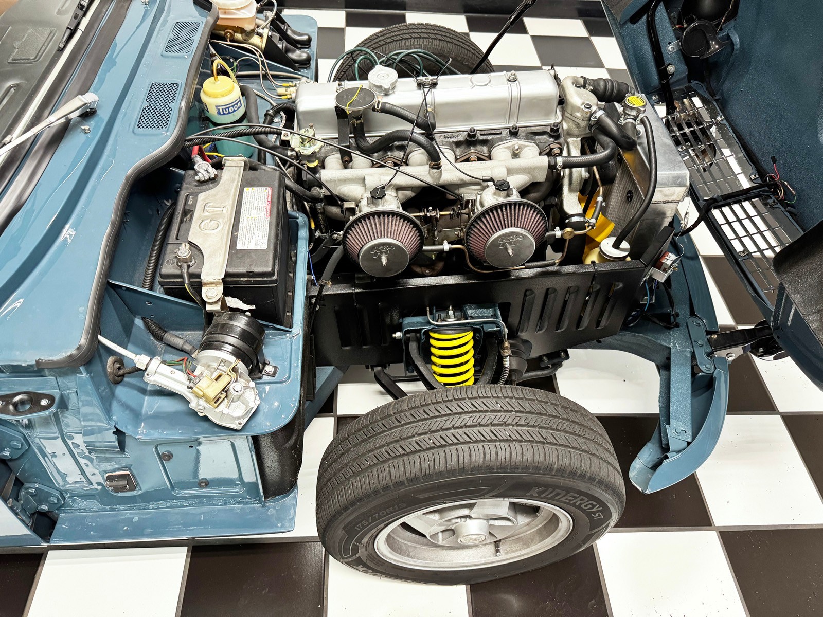 Triumph-Spitfire-1970-Fastback-15