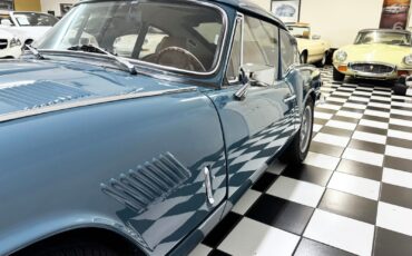 Triumph-Spitfire-1970-Fastback-5