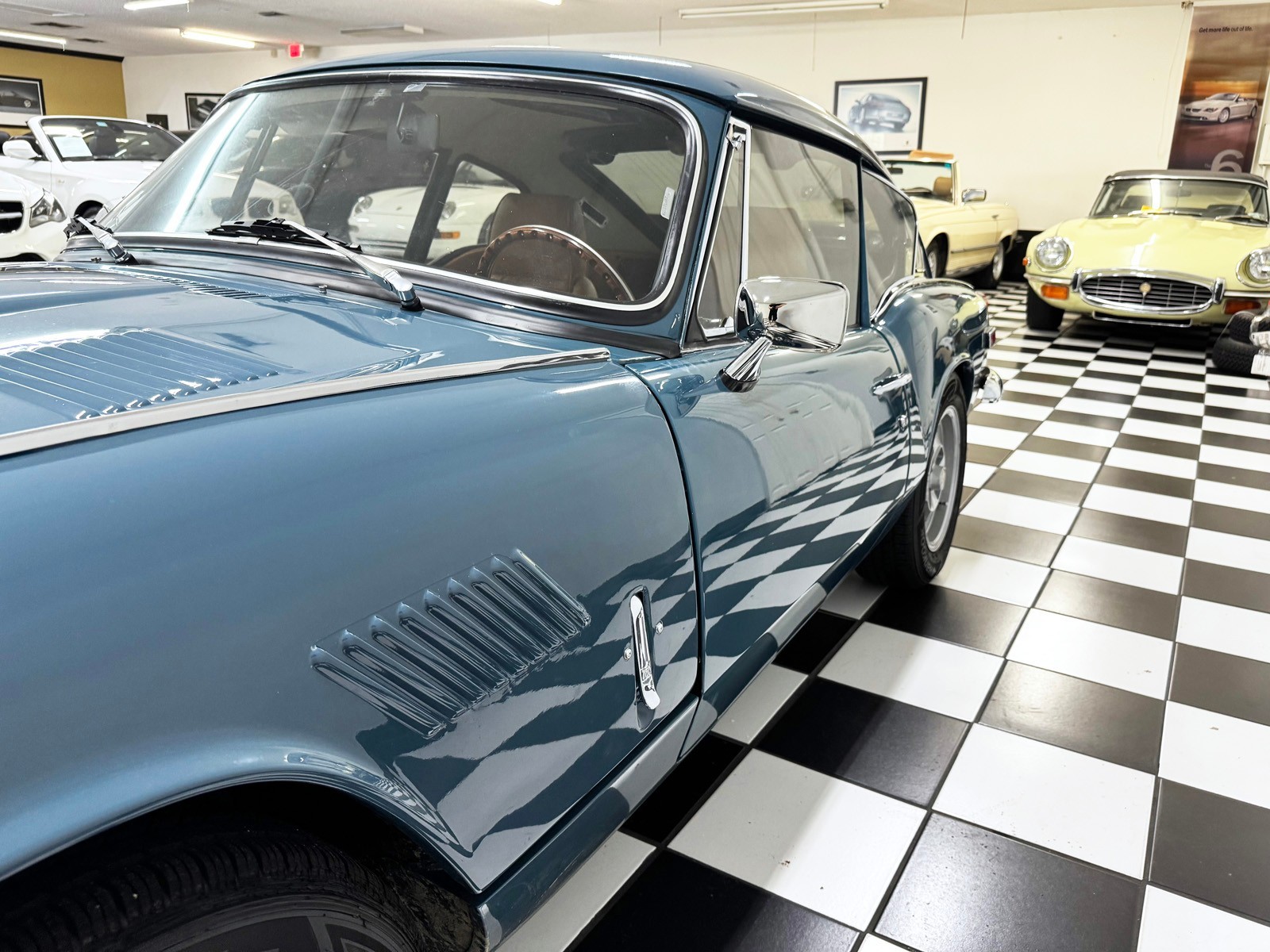 Triumph-Spitfire-1970-Fastback-5