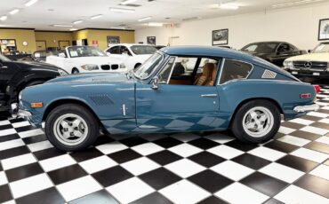 Triumph-Spitfire-1970-Fastback-6