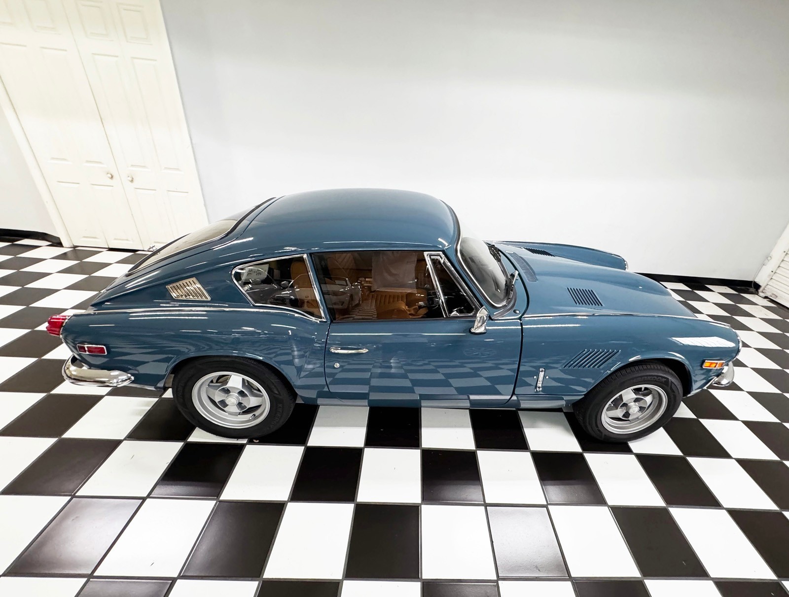 Triumph-Spitfire-1970-Fastback-9