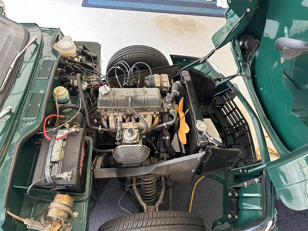 Triumph-Spitfire-1972-British-Racing-Green-Black-9