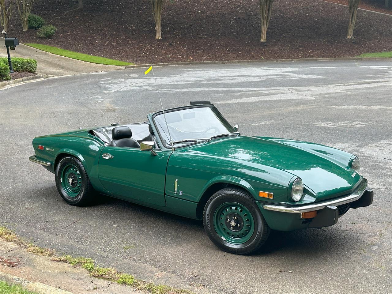 Triumph-Spitfire-1972-British-Racing-Green-Black