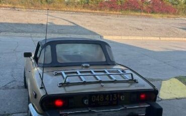 Triumph-Spitfire-1976-5