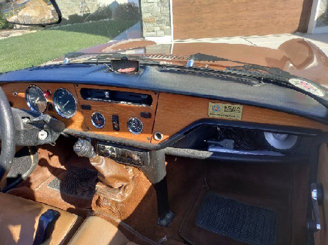 Triumph-Spitfire-1978-9