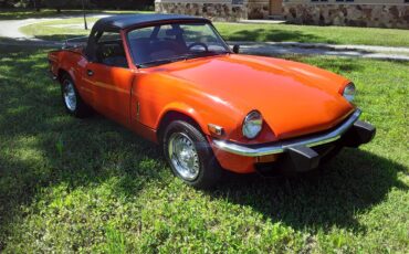 Triumph-Spitfire-1978-Red-Black