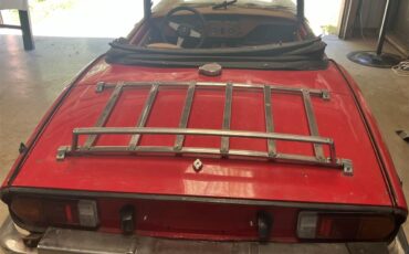 Triumph-Spitfire-1978-Red-Tan-4