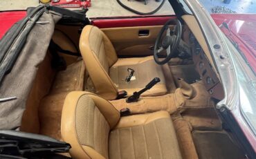 Triumph-Spitfire-1978-Red-Tan-5