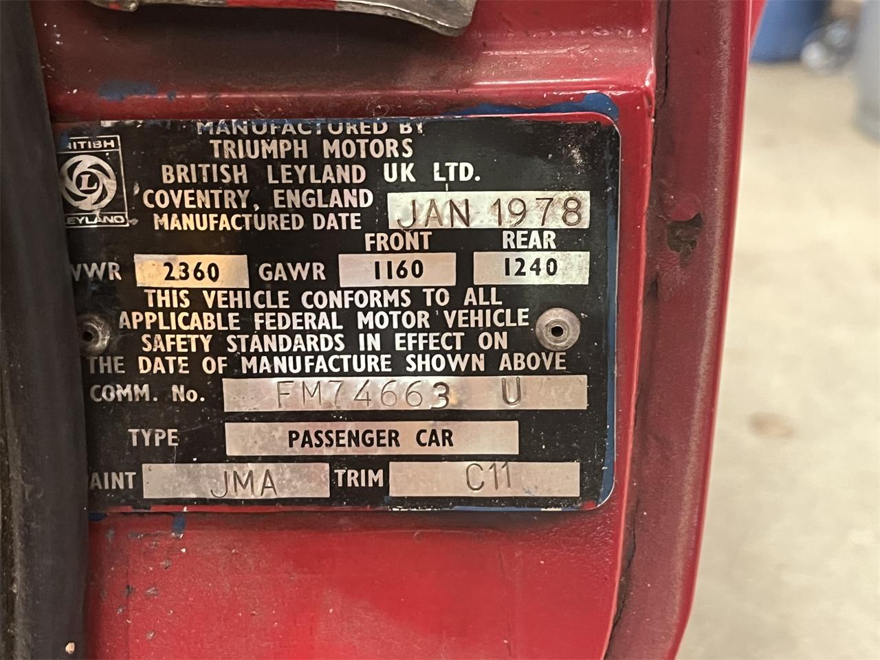 Triumph-Spitfire-1978-Red-Tan-8