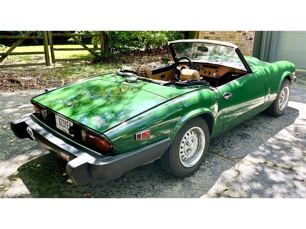 Triumph-Spitfire-1979-British-racing-green-Camel-3