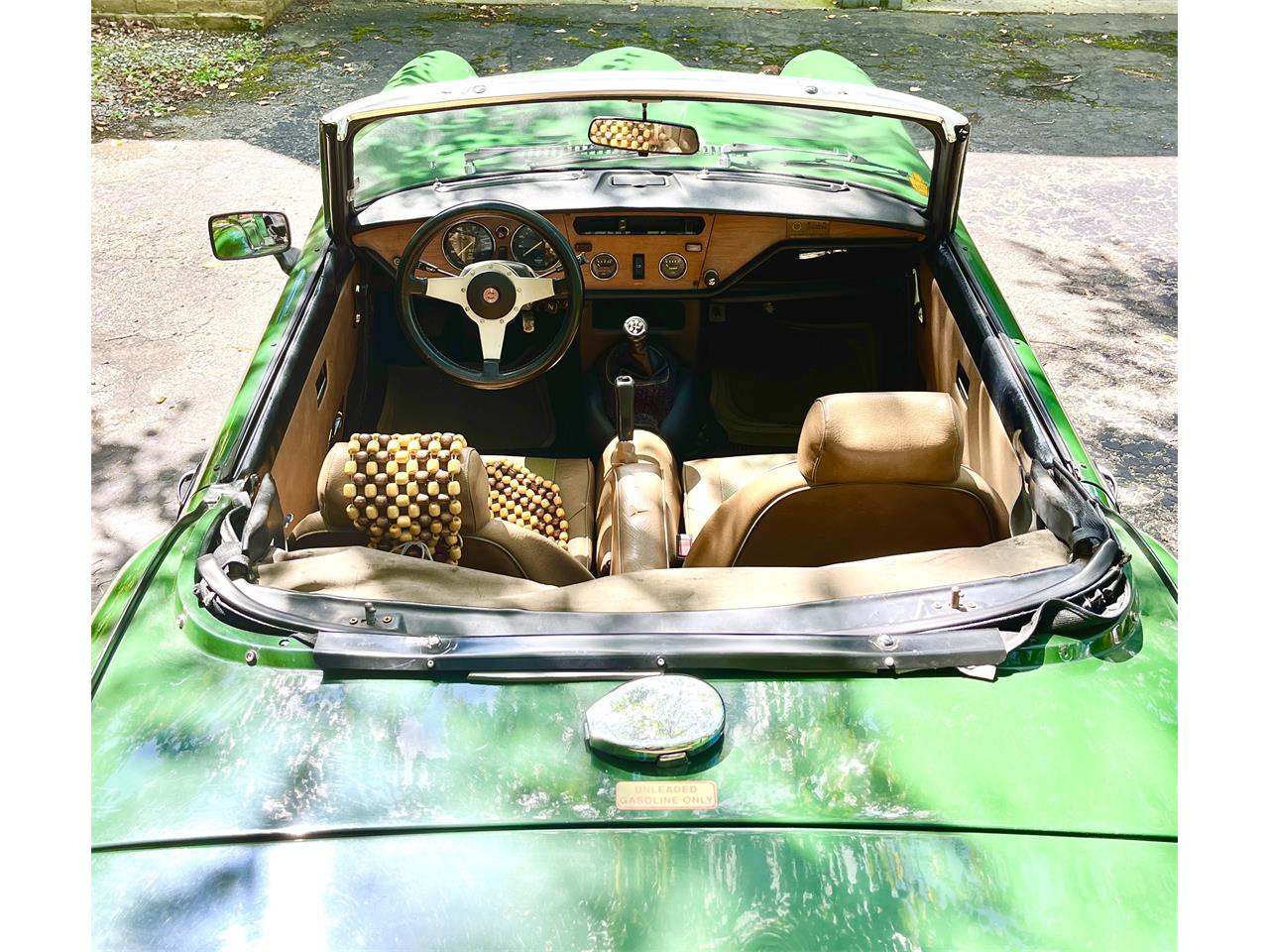 Triumph-Spitfire-1979-British-racing-green-Camel-4