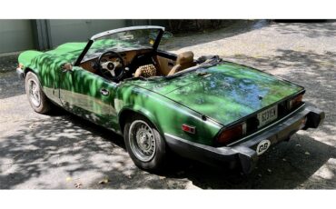 Triumph-Spitfire-1979-British-racing-green-Camel-6