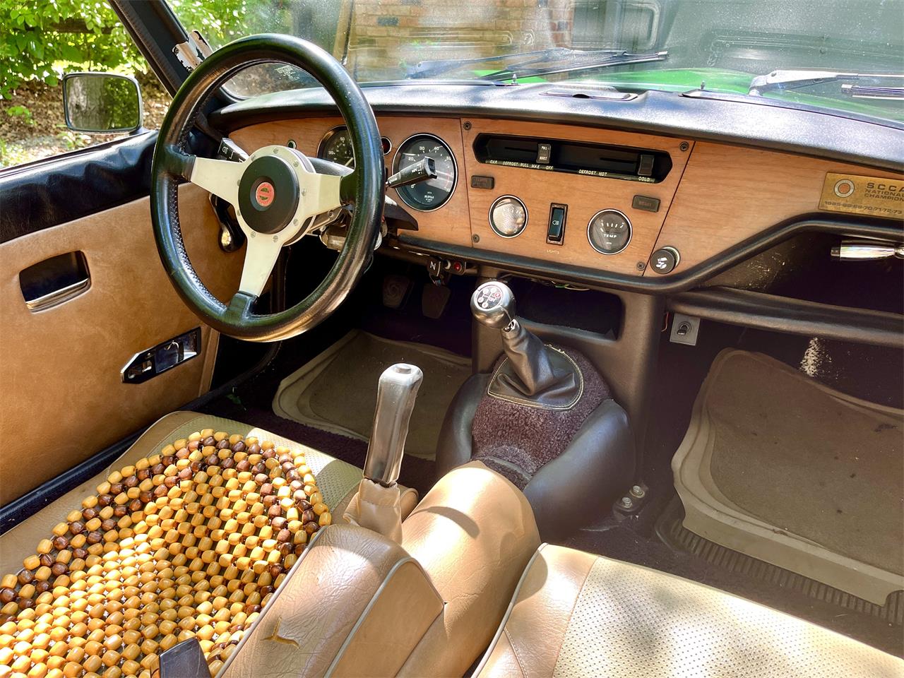 Triumph-Spitfire-1979-British-racing-green-Camel-7