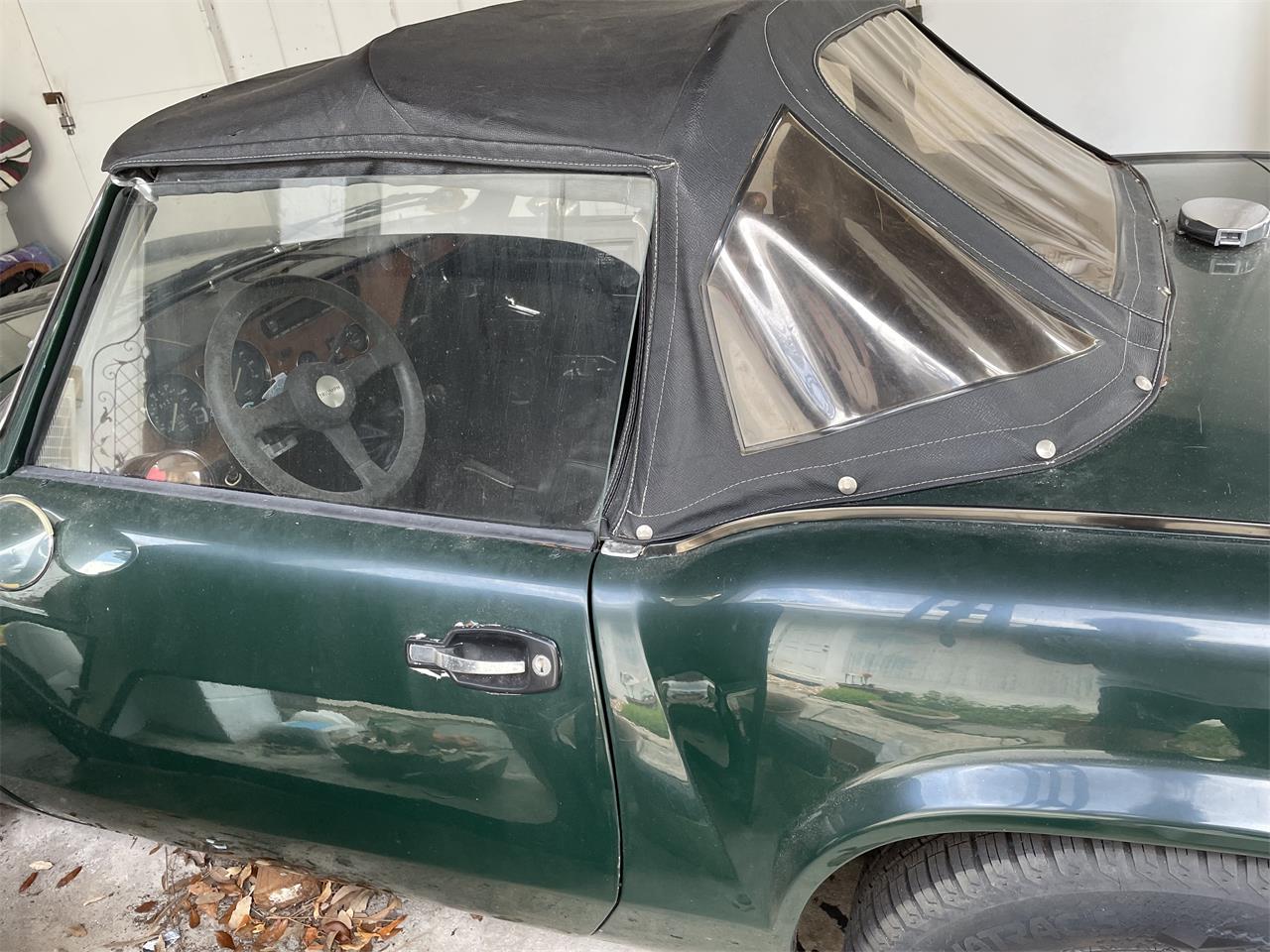 Triumph-Spitfire-1979-Dark-Green-Black-3