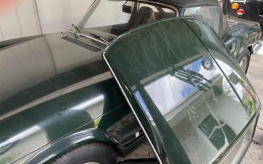 Triumph-Spitfire-1979-Dark-Green-Black-5
