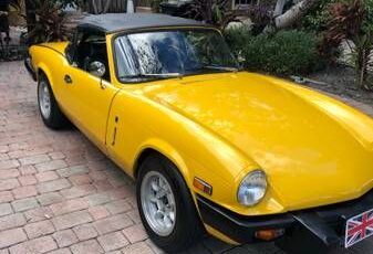 Triumph-Spitfire-1979-Yellow
