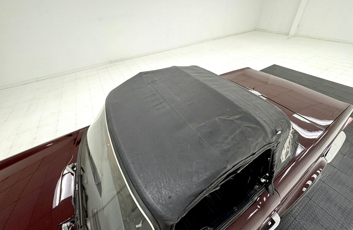 Triumph-TR-6-1972-Convertible-15