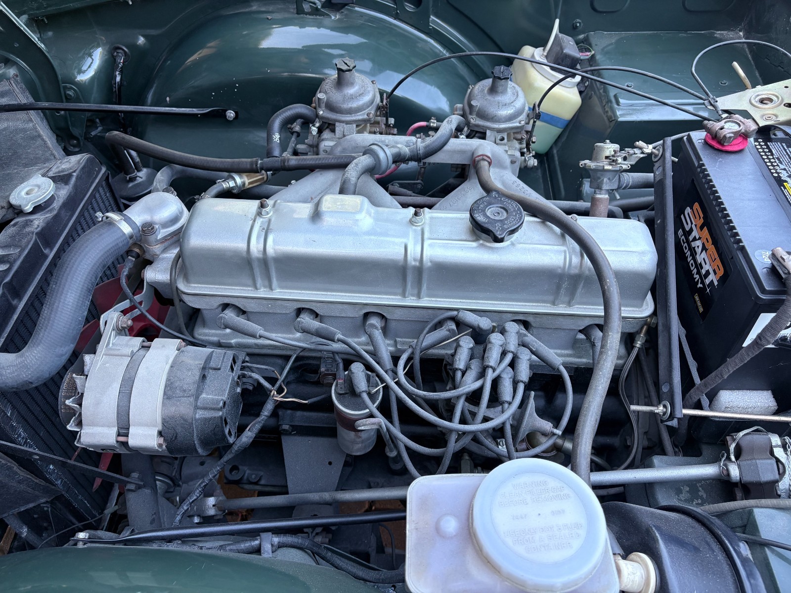 Triumph-TR-6-1972-Convertible-17