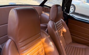 Triumph-TR-6-1972-Convertible-4