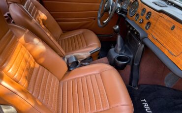 Triumph-TR-6-1972-Convertible-6