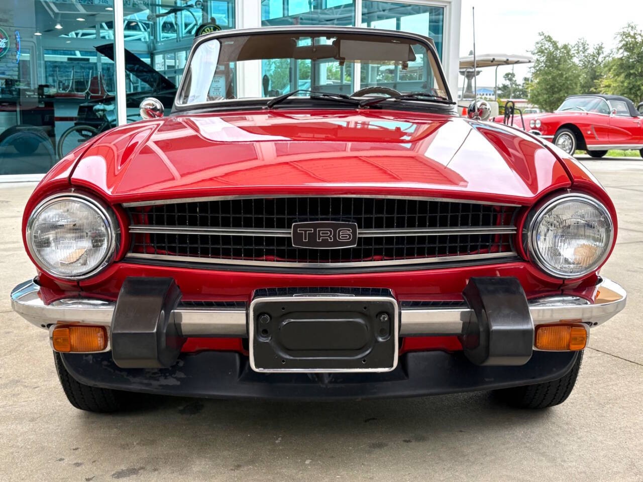 Triumph-TR-6-1976-Convertible-1
