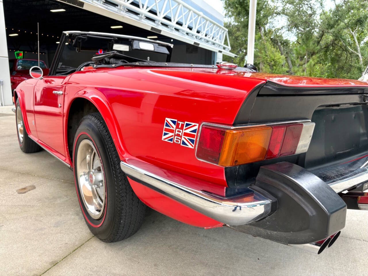 Triumph-TR-6-1976-Convertible-15