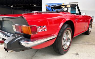 Triumph-TR-6-1976-Convertible-16