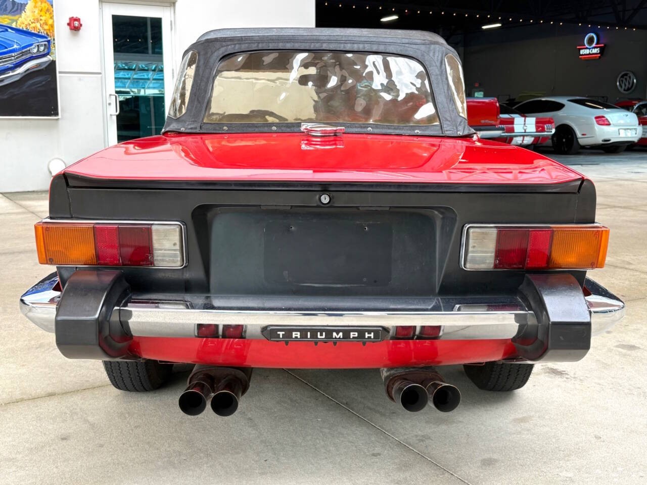 Triumph-TR-6-1976-Convertible-21